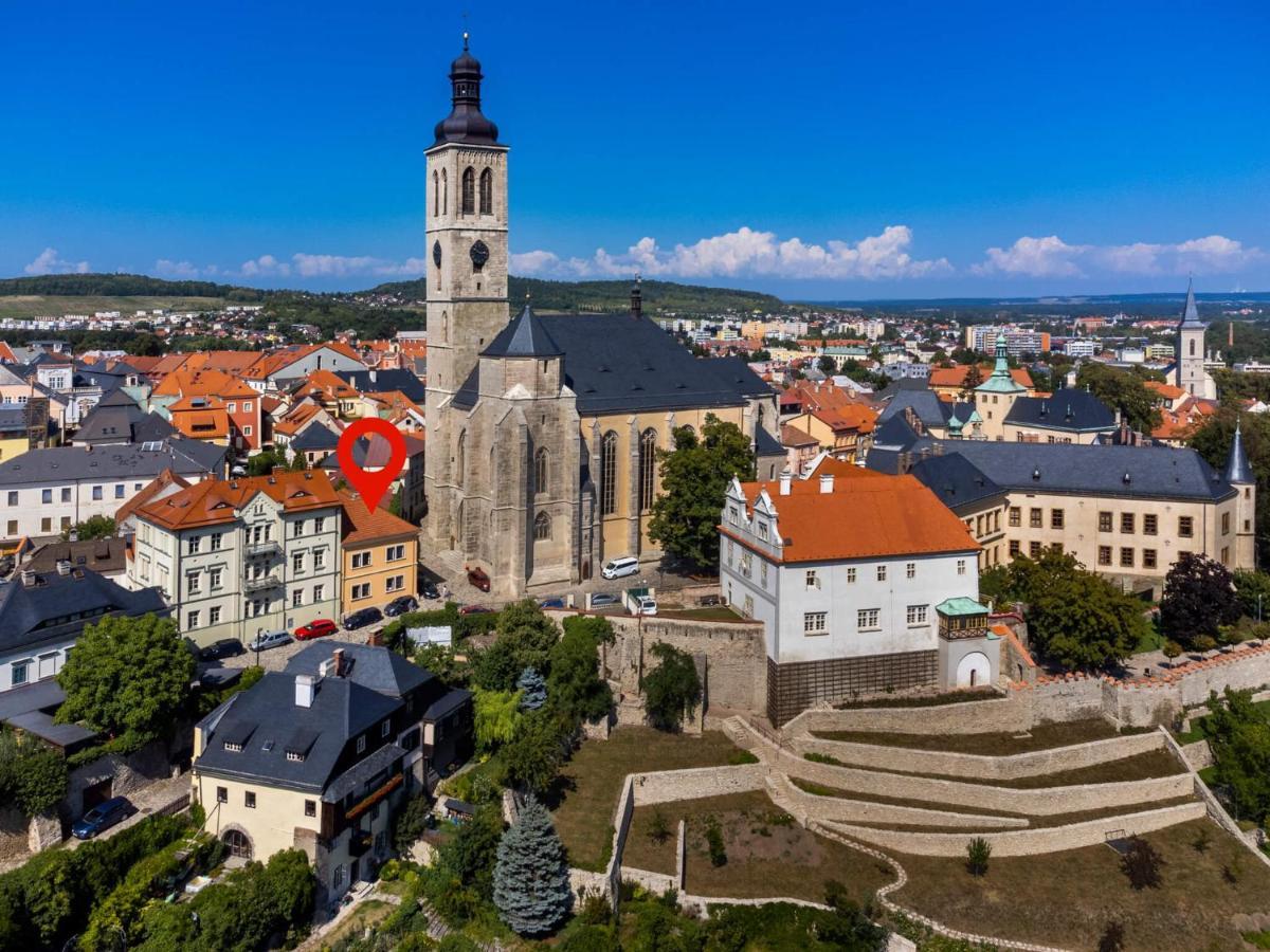 Starý farhof Lägenhet Kutná Hora Exteriör bild